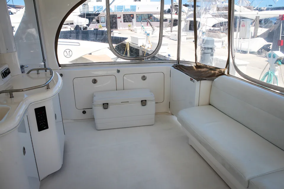 50′ Sea Ray — детали внешнего вида или интерьера