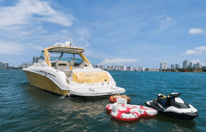 55′ Sea Ray — фотография из коллекции Pugachev Services