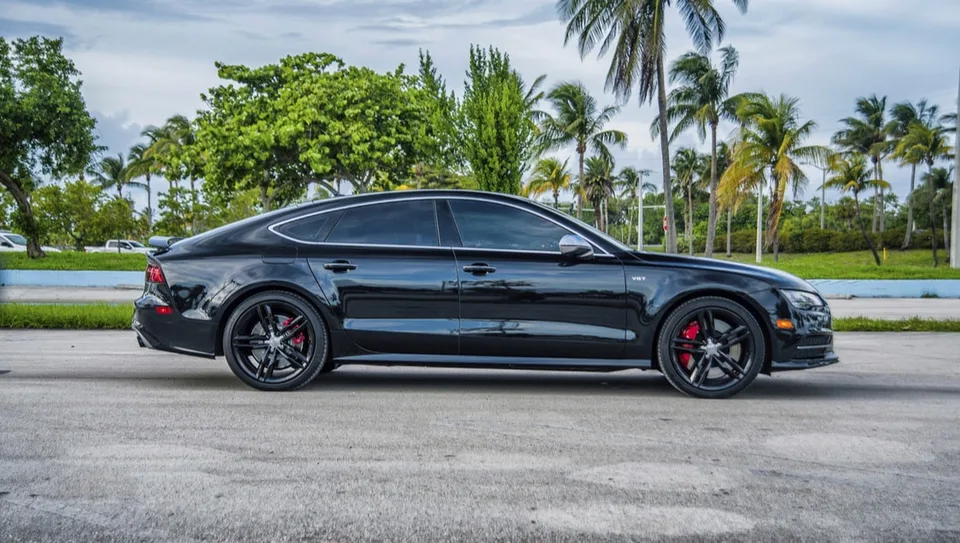 Audi S7 — детали внешнего вида или интерьера