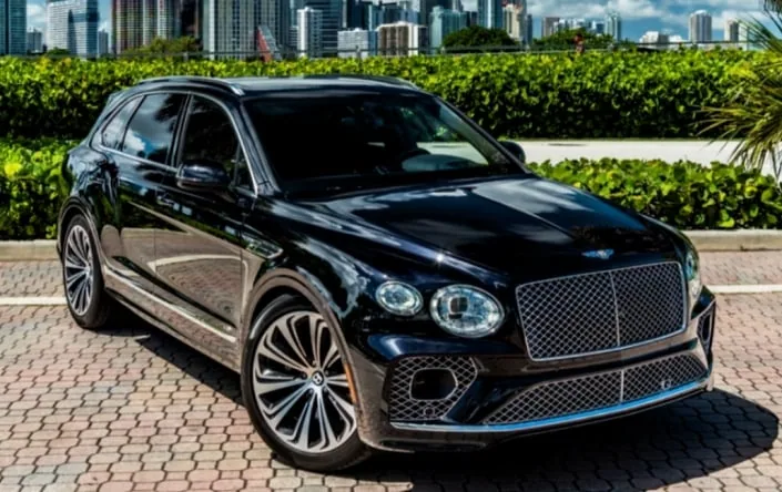 Bentley Bentayga Black — Miami car rental