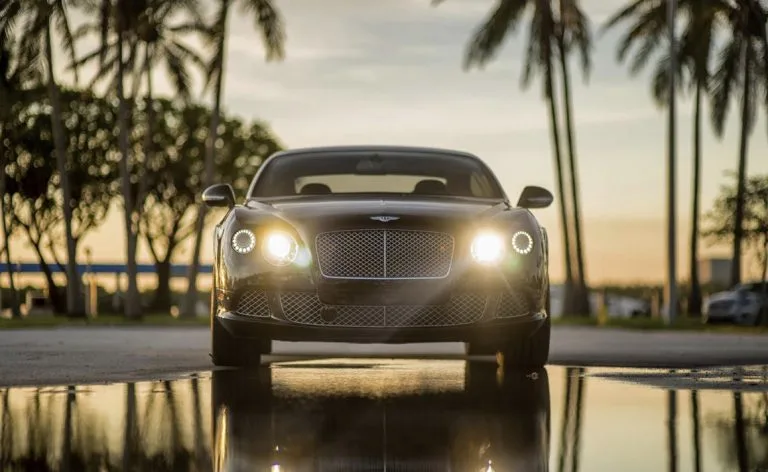 Bentley Continental GT Speed — детали внешнего вида или интерьера
