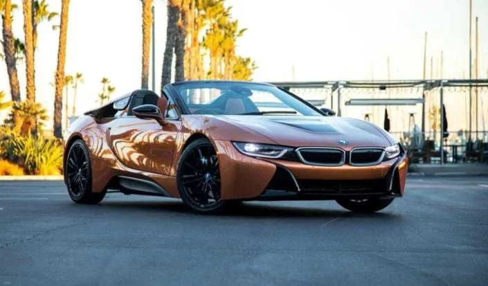 BMW I8 Roadster Gold — Miami car rental