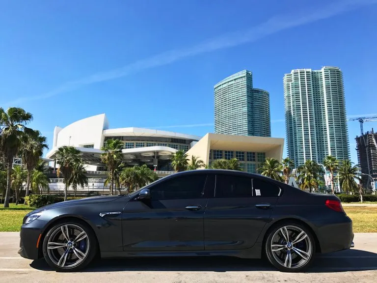 BMW M6 — детали внешнего вида или интерьера