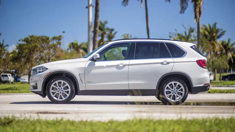 BMW X5 — детали внешнего вида или интерьера