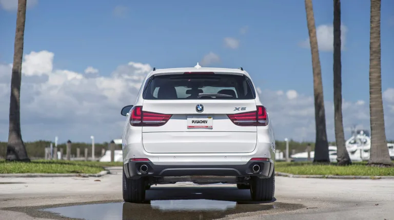 BMW X5 — детали внешнего вида или интерьера