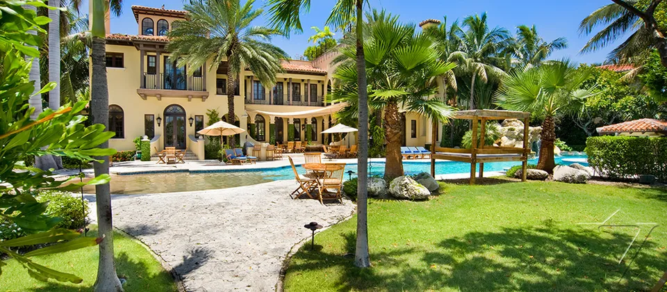 Villa Contenta — детали внешнего вида или интерьера