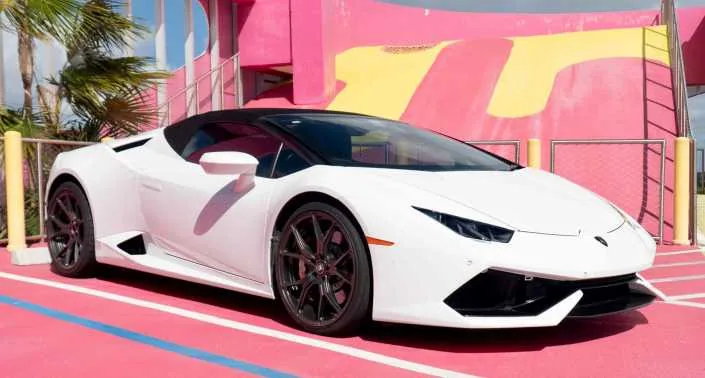 Lamborghini Huracan Spyder White — Miami car rental