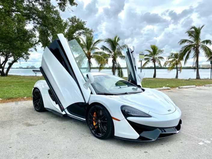 McLaren 570S — Miami car rental