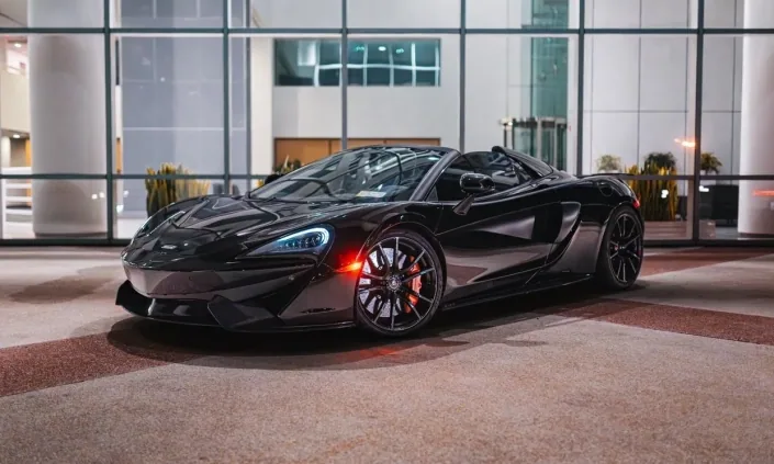 McLaren 570S Spider Black — Miami car rental