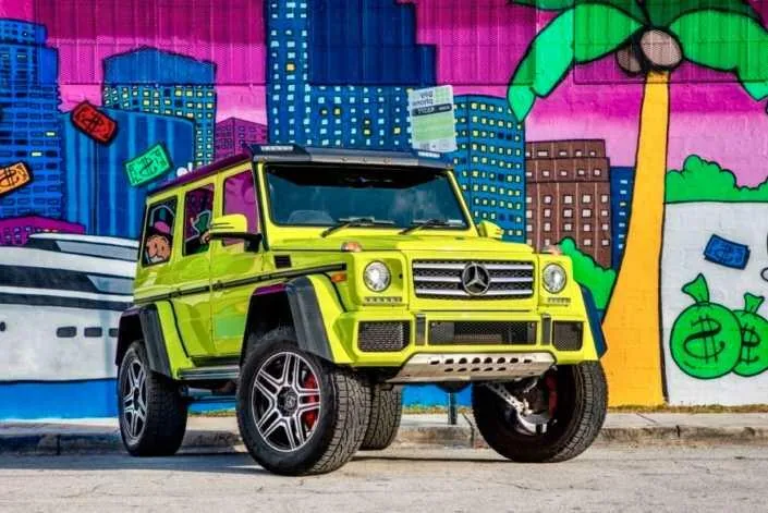 Mercedes Benz 4х4 — Miami car rental