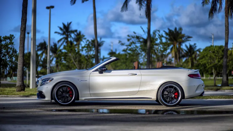 Mercedes-Benz C63 S — детали внешнего вида или интерьера