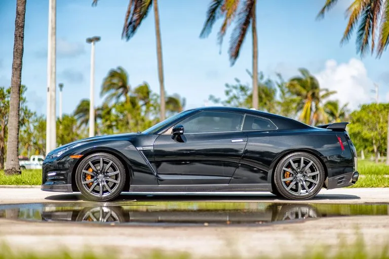 Nissan GT-R — детали внешнего вида или интерьера