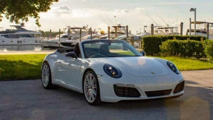 Porsche 911 4S — Miami car rental