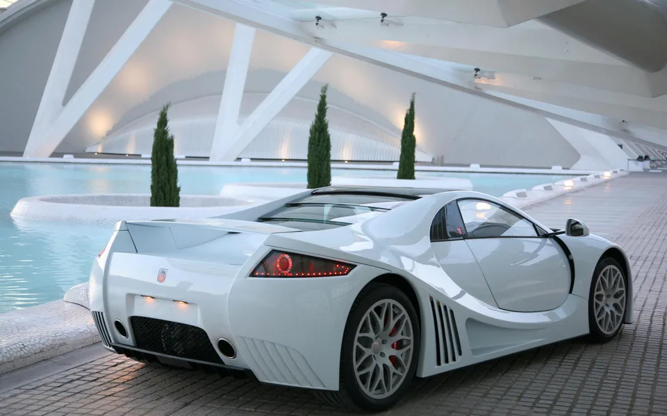 Luxury & exotic car rental in Miami