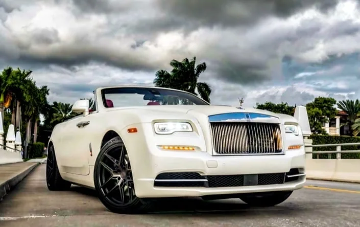 Rolls Royce Dawn White — Miami car rental