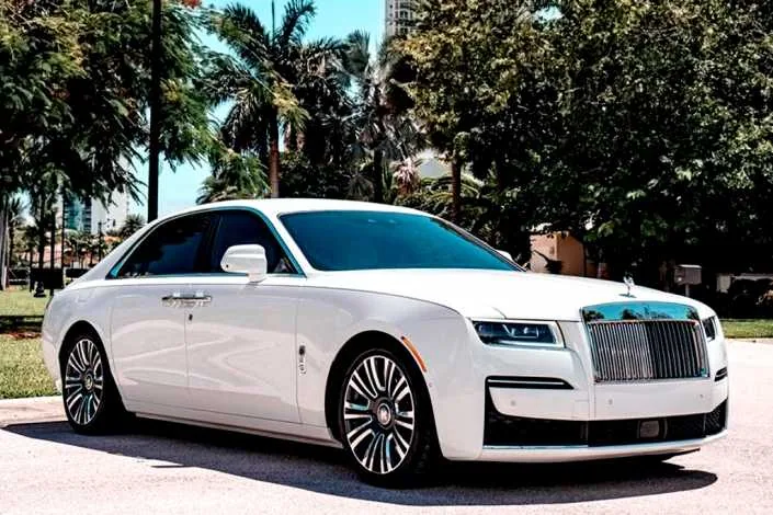 Rolls-Royce Ghost — Miami car rental